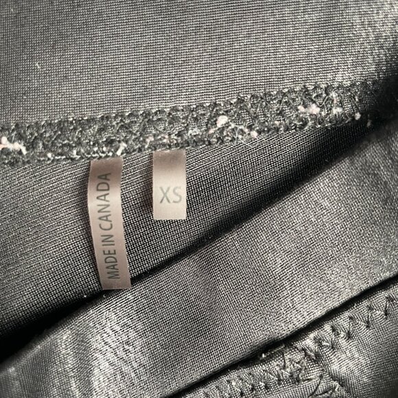 Soft Surroundings Leggings XS Work Office Capsule Leather Minimal Stretchy Chic - Picture 8 of 9